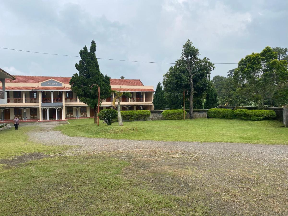 Hotel Puspa Sari Ciater Exteriér fotografie